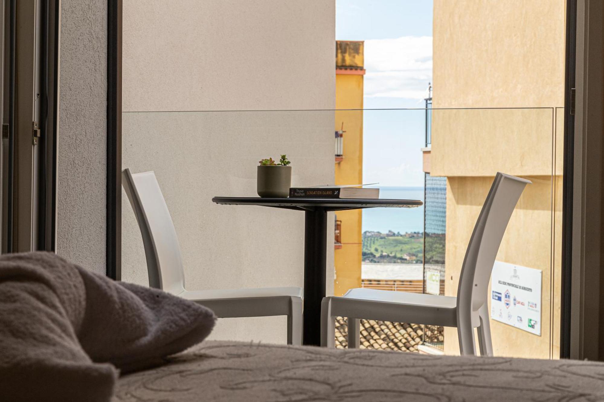 Oneira Rooms Αγκριτζέντο Εξωτερικό φωτογραφία