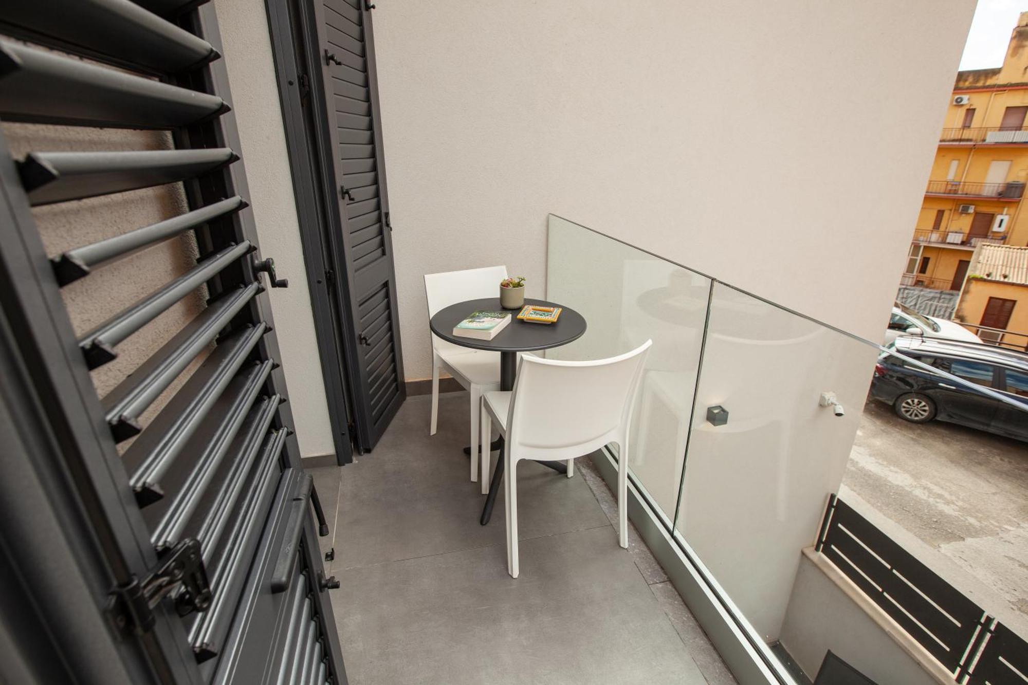 Oneira Rooms Αγκριτζέντο Εξωτερικό φωτογραφία
